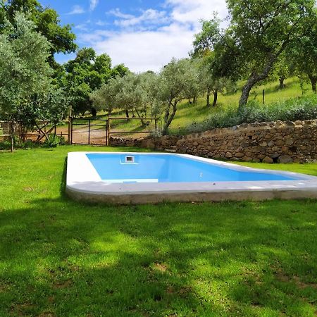 Casa Rural El Bonito Касалья-де-ла-Сьєрра Екстер'єр фото