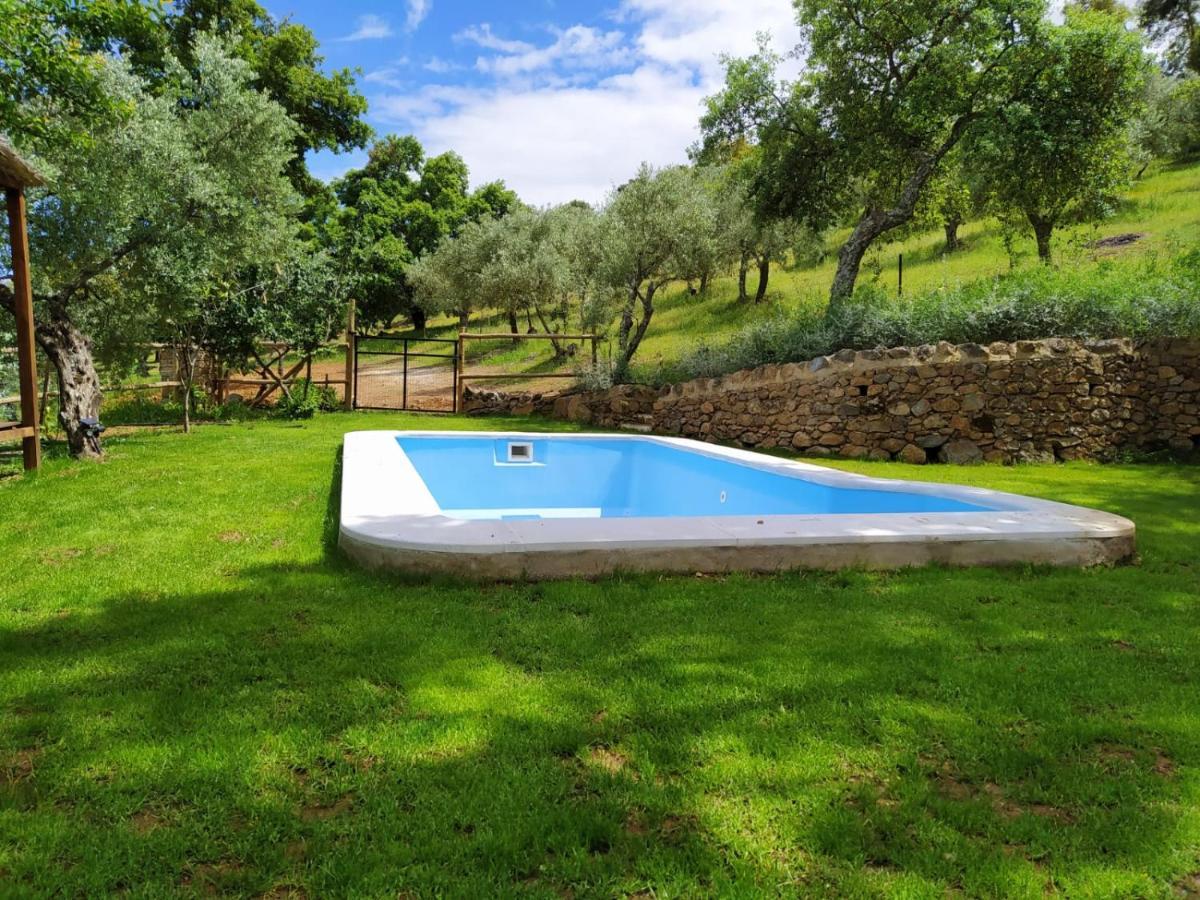 Casa Rural El Bonito Касалья-де-ла-Сьєрра Екстер'єр фото